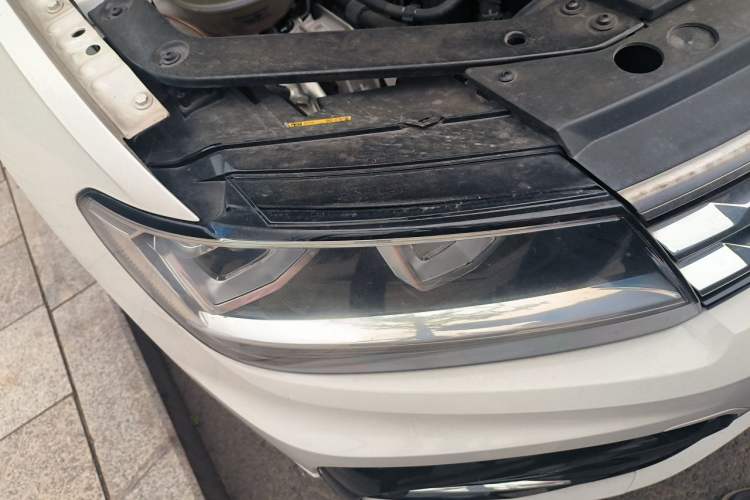 Used Volkswagen Tiguan L 2021 330TSI Automatic Two-Wheel Drive R-Line Enhanced Edition Right Front Headlight