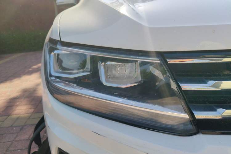 Used Volkswagen Tiguan L 2021 330TSI Automatic Two-Wheel Drive Smart Edition Right Front Headlight