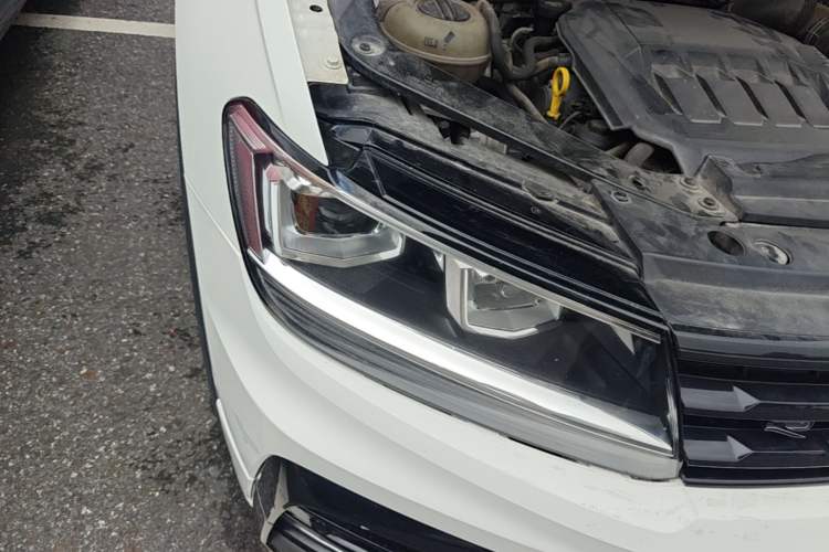 Used Volkswagen Tiguan L 2021 330TSI Automatic Two-Wheel Drive R-Line Enhanced Edition Right Front Headlight