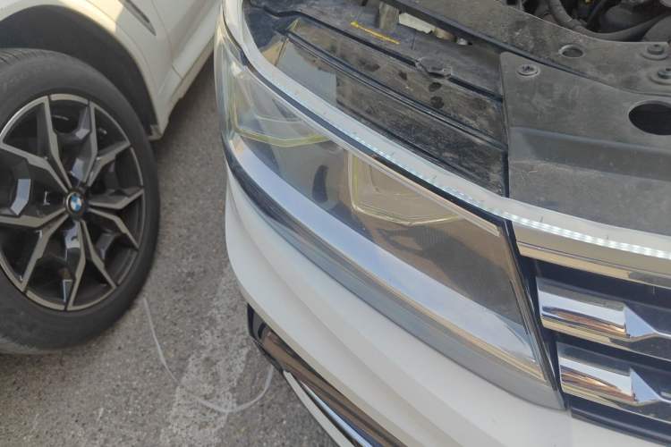 Used Volkswagen Tiguan L 2021 330TSI Automatic Two-Wheel Drive R-Line Enhanced Edition Right Front Headlight