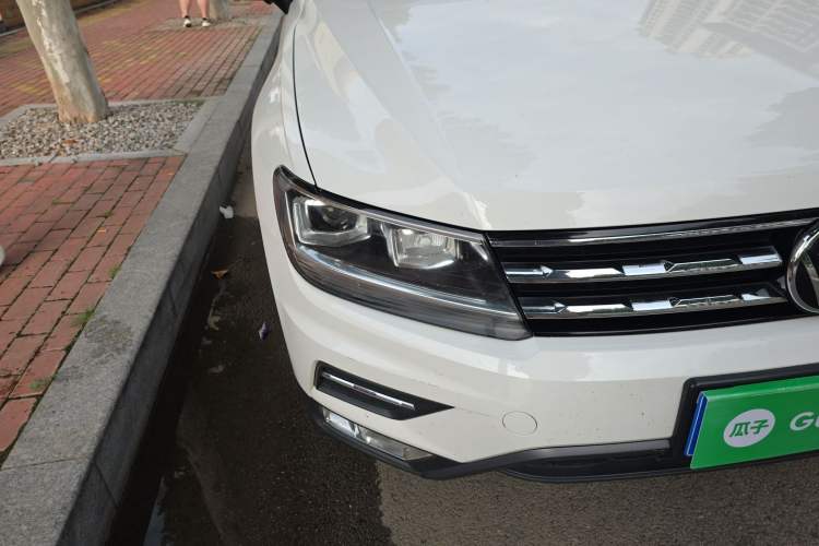 Used Volkswagen Tiguan L 2021 330TSI Automatic Two-Wheel Drive Smart Edition Right Front Headlight