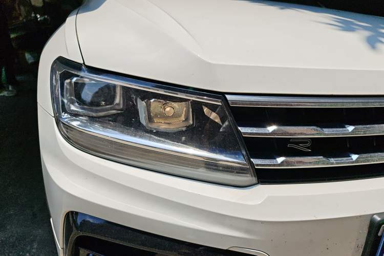 Used Volkswagen Tiguan L 2021 330TSI Automatic Two-Wheel Drive R-Line Enhanced Edition Right Front Headlight