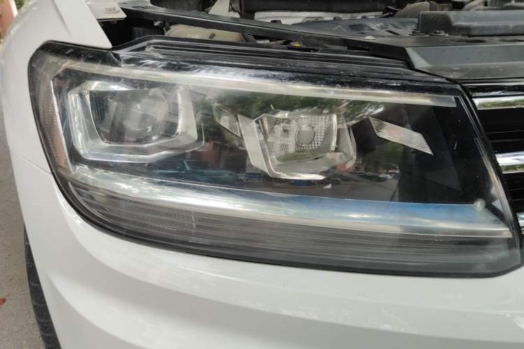 Used Volkswagen Tiguan L 2021 330TSI Automatic Two-Wheel Drive Smart Edition Right Front Headlight