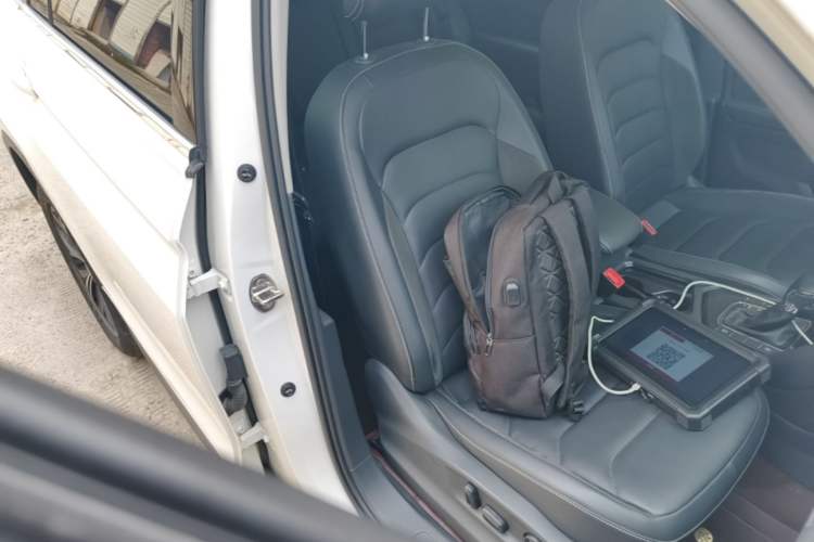 Used Volkswagen Tiguan L 2021 330TSI Automatic Two-Wheel Drive Smart Edition Right Front Seat