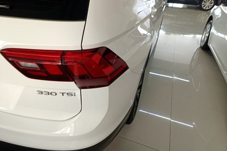 Used Volkswagen Tiguan L 2021 330TSI Automatic Two-Wheel Drive Comfort Edition Right Rear Taillight