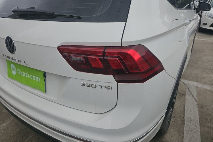 Used Volkswagen Tiguan L 2021 330TSI Automatic Two-Wheel Drive R-Line Flagship Edition Right Rear Taillight