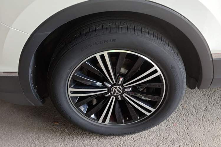 Used Volkswagen Tiguan L 2021 330TSI Automatic Two-Wheel Drive Smart Edition Right Rear Wheel Hub