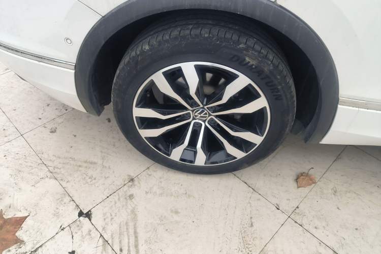 Used Volkswagen Tiguan L 2021 330TSI Automatic Two-Wheel Drive R-Line Enhanced Edition Right Rear Wheel Hub
