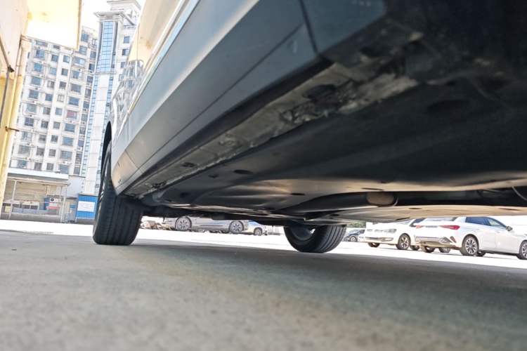 Used Volkswagen Tiguan L 2021 330TSI Automatic Two-Wheel Drive Smart Edition Right Side Sill