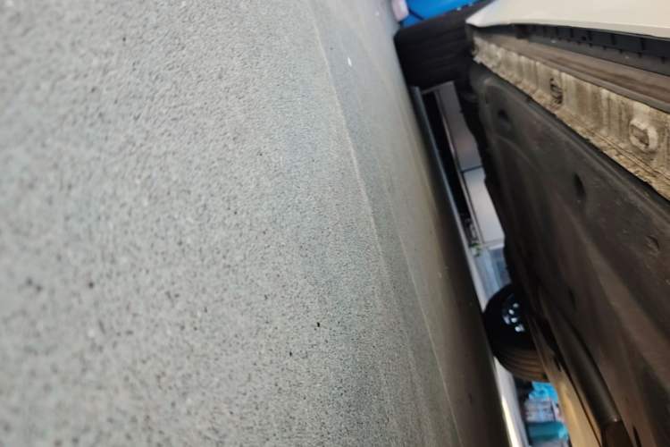 Used Volkswagen Tiguan L 2021 330TSI Automatic Two-Wheel Drive R-Line Enhanced Edition Right Side Sill