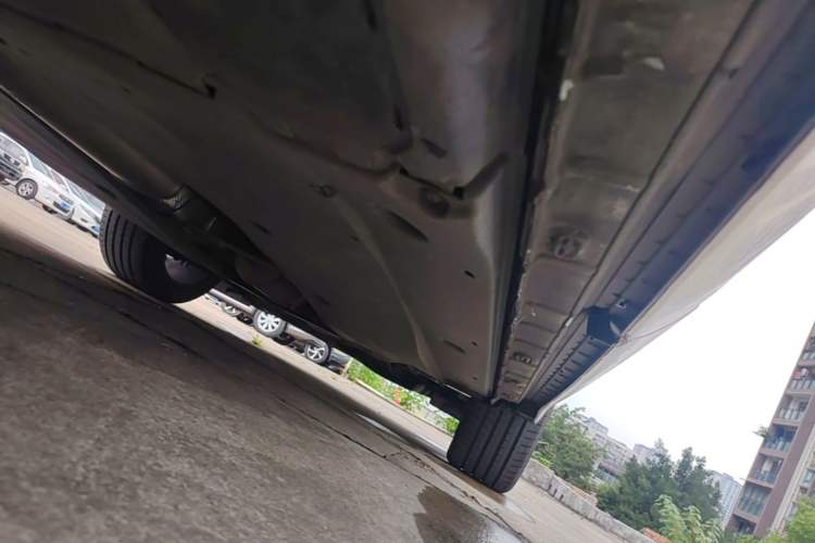 Used Volkswagen Tiguan L 2021 330TSI Automatic Two-Wheel Drive R-Line Enhanced Edition Right Side Sill