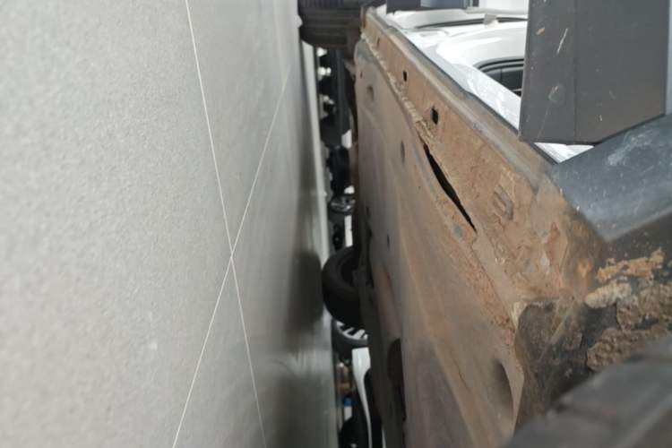 Used Volkswagen Tiguan L 2021 330TSI Automatic Two-Wheel Drive Smart Edition Right Side Sill