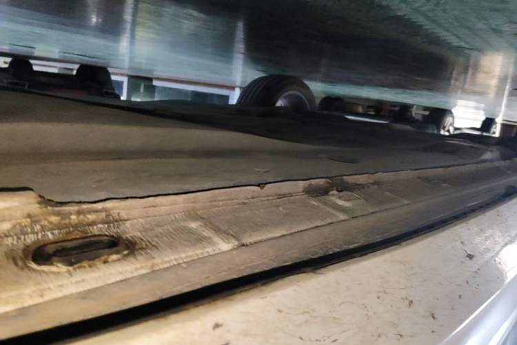 Used Volkswagen Tiguan L 2021 330TSI Automatic Two-Wheel Drive R-Line Enhanced Edition Right Side Sill