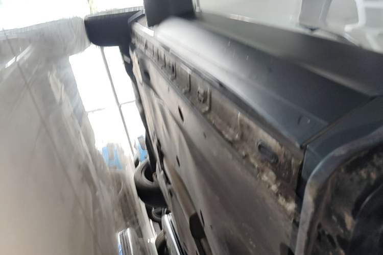 Used Volkswagen Tiguan L 2021 330TSI Automatic Two-Wheel Drive Smart Edition Right Side Sill