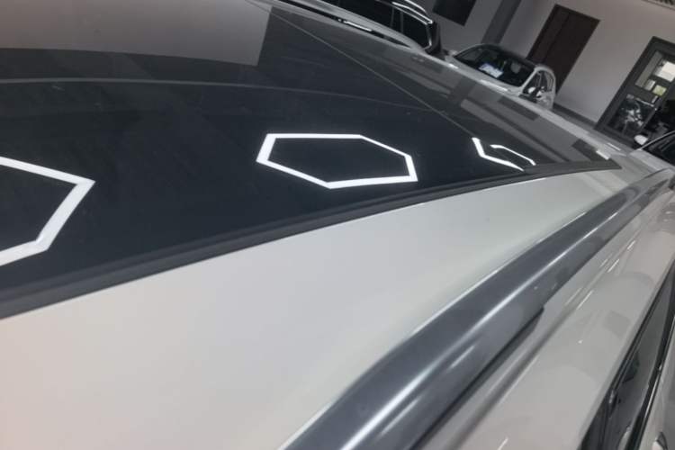 Used Volkswagen Tiguan L 2021 330TSI Automatic Two-Wheel Drive R-Line Enhanced Edition Roof