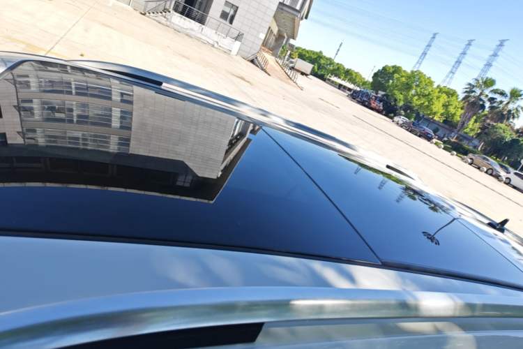 Used Volkswagen Tiguan L 2021 330TSI Automatic Two-Wheel Drive R-Line Enhanced Edition Roof