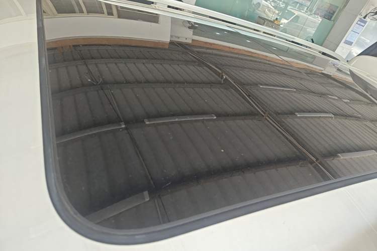 Used Volkswagen Tiguan L 2021 330TSI Automatic Two-Wheel Drive Smart Edition Roof