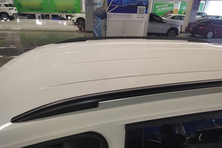 Used Volkswagen Tiguan L 2021 280TSI Automatic Two-Wheel Drive Comfort Edition – Low-Trim Version Roof