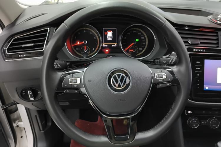 Used Volkswagen Tiguan L 2021 330TSI Automatic Two-Wheel Drive Smart Edition Steering Wheel