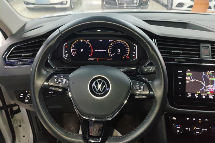 Used Volkswagen Tiguan L 2021 330TSI Automatic Two-Wheel Drive Smart Edition Steering Wheel