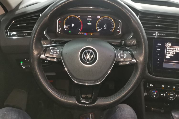 Used Volkswagen Tiguan L 2021 330TSI Automatic Two-Wheel Drive Smart Edition Steering Wheel