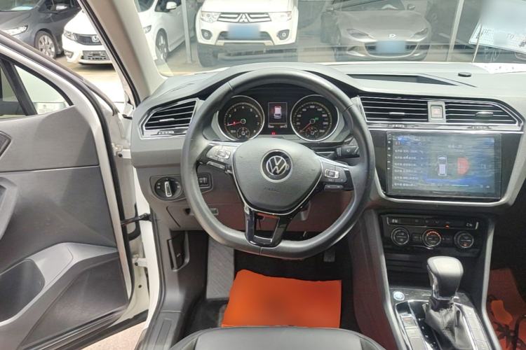 Used Volkswagen Tiguan L 2021 280TSI Automatic Two-Wheel Drive Smart Edition Steering Wheel