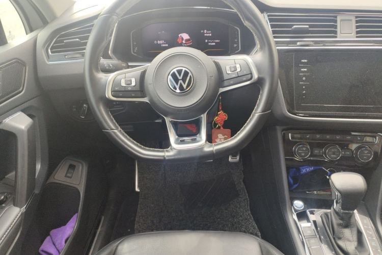 Used Volkswagen Tiguan L 2021 330TSI Automatic Two-Wheel Drive R-Line Enhanced Edition Steering Wheel