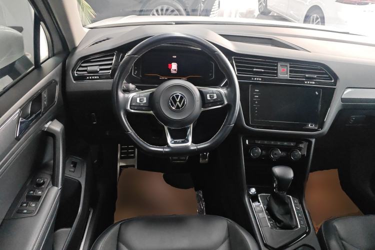 Used Volkswagen Tiguan L 2021 330TSI Automatic Two-Wheel Drive R-Line Enhanced Edition Steering Wheel