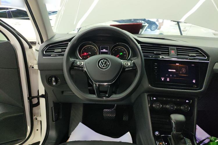 Used Volkswagen Tiguan L 2021 330TSI Automatic Two-Wheel Drive Smart Edition Steering Wheel