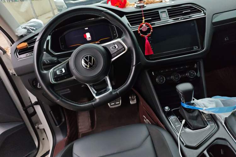 Used Volkswagen Tiguan L 2021 330TSI Automatic Two-Wheel Drive R-Line Enhanced Edition Steering Wheel