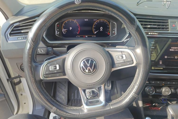Used Volkswagen Tiguan L 2021 330TSI Automatic Two-Wheel Drive R-Line Enhanced Edition Steering Wheel