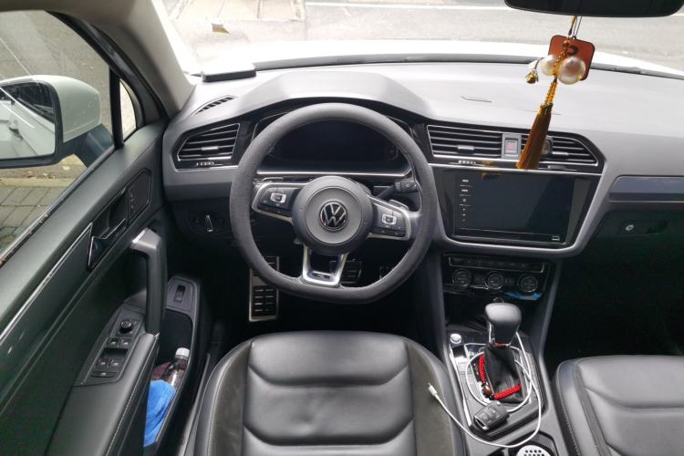 Used Volkswagen Tiguan L 2021 330TSI Automatic Two-Wheel Drive R-Line Enhanced Edition Steering Wheel
