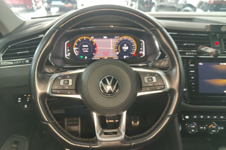 Used Volkswagen Tiguan L 2021 330TSI Automatic Two-Wheel Drive R-Line Enhanced Edition Steering Wheel