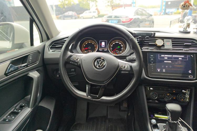 Used Volkswagen Tiguan L 2021 330TSI Automatic Two-Wheel Drive Smart Edition Steering Wheel