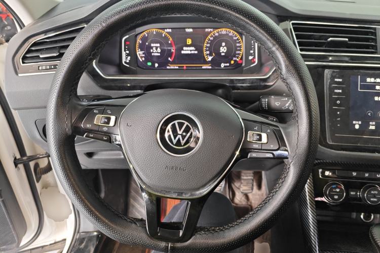 Used Volkswagen Tiguan L 2021 330TSI Automatic Two-Wheel Drive Smart Edition Steering Wheel
