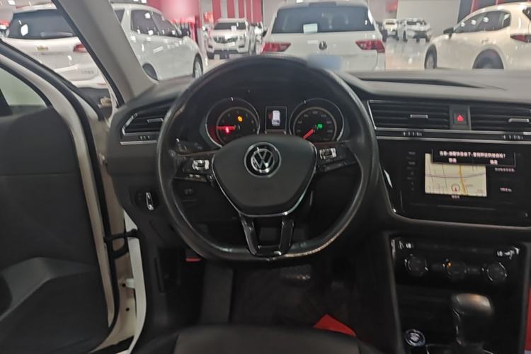 Used Volkswagen Tiguan L 2021 330TSI Automatic Two-Wheel Drive Smart Edition Steering Wheel