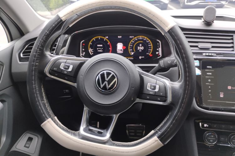 Used Volkswagen Tiguan L 2021 330TSI Automatic Two-Wheel Drive R-Line Enhanced Edition Steering Wheel