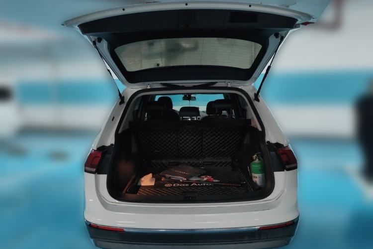 Used Volkswagen Tiguan L 2021 330TSI Automatic Two-Wheel Drive Smart Edition Trunk