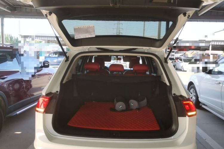 Used Volkswagen Tiguan L 2021 280TSI Automatic Two-Wheel Drive Comfort Edition – Low-Trim Version Trunk