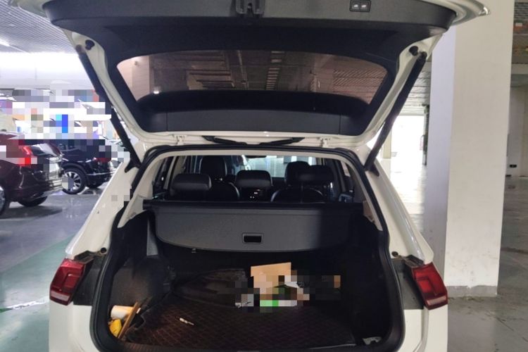 Used Volkswagen Tiguan L 2021 330TSI Automatic Two-Wheel Drive R-Line Enhanced Edition Trunk