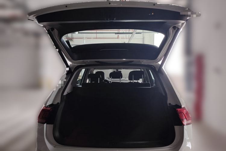 Used Volkswagen Tiguan L 2021 330TSI Automatic Two-Wheel Drive R-Line Enhanced Edition Trunk