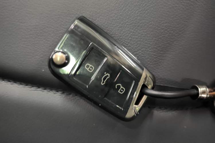 Used Volkswagen Tiguan L 2021 330TSI Automatic Two-Wheel Drive Smart Edition Vehicle Key