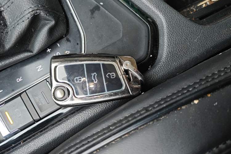 Used Volkswagen Tiguan L 2021 330TSI Automatic Two-Wheel Drive Smart Edition Vehicle Key