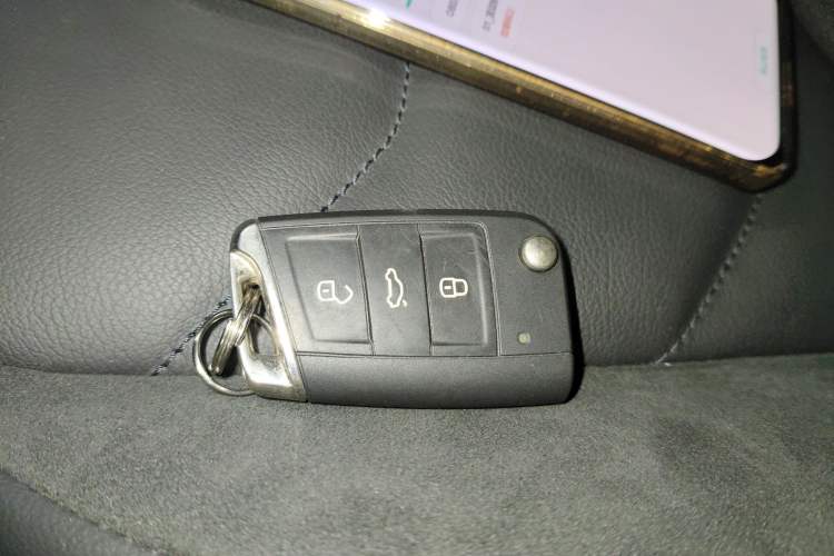 Used Volkswagen Tiguan L 2021 330TSI Automatic Two-Wheel Drive Smart Edition Vehicle Key