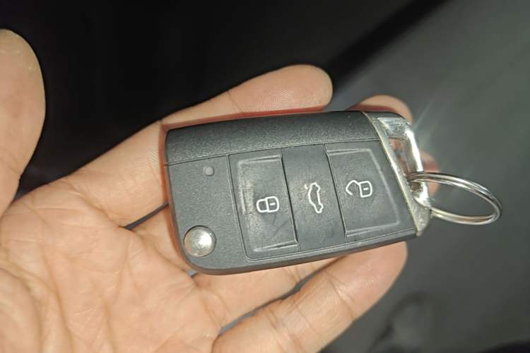 Used Volkswagen Tiguan L 2021 330TSI Automatic Two-Wheel Drive R-Line Enhanced Edition Vehicle Key