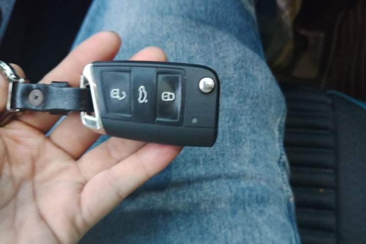 Used Volkswagen Tiguan L 2021 330TSI Automatic Two-Wheel Drive R-Line Enhanced Edition Vehicle Key