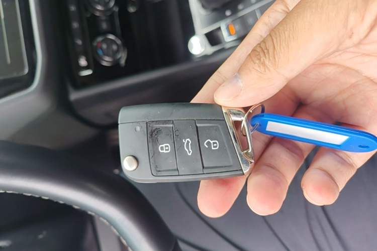 Used Volkswagen Tiguan L 2021 330TSI Automatic Two-Wheel Drive R-Line Enhanced Edition Vehicle Key
