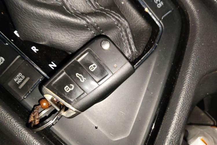 Used Volkswagen Tiguan L 2021 330TSI Automatic Two-Wheel Drive R-Line Enhanced Edition Vehicle Key