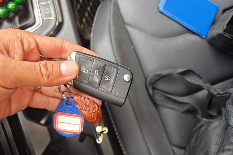 Used Volkswagen Tiguan L 2021 330TSI Automatic Two-Wheel Drive R-Line Enhanced Edition Vehicle Key