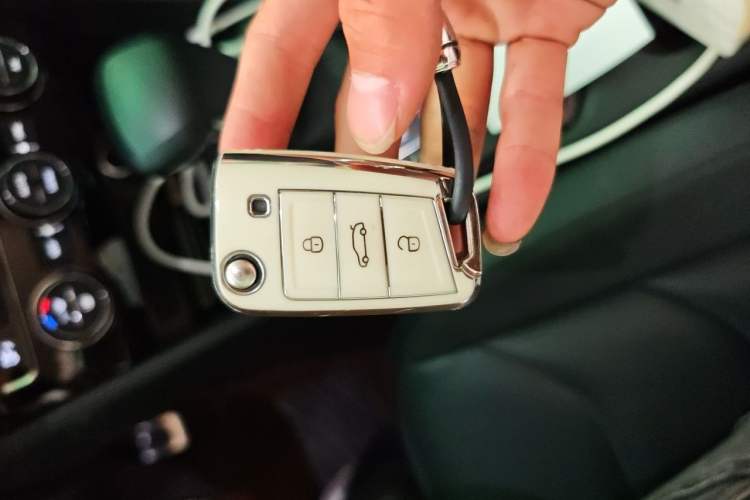 Used Volkswagen Tiguan L 2021 330TSI Automatic Two-Wheel Drive R-Line Enhanced Edition Vehicle Key